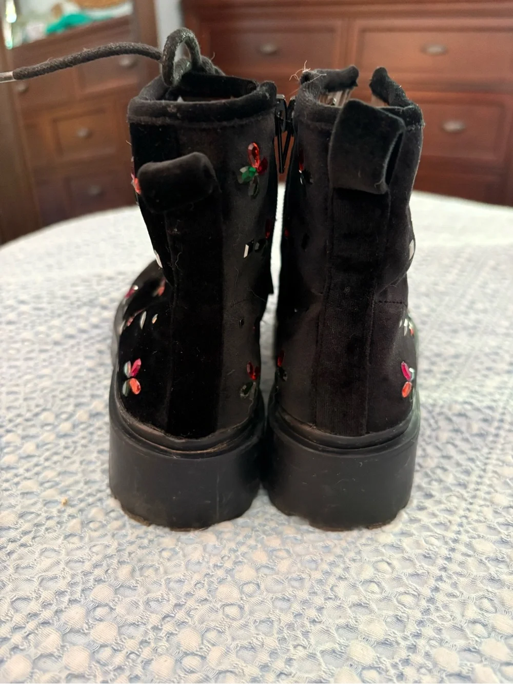 Betsey Johnson Kids Embry Black Velvet Easy On and Off Combat Boots Size 13 M